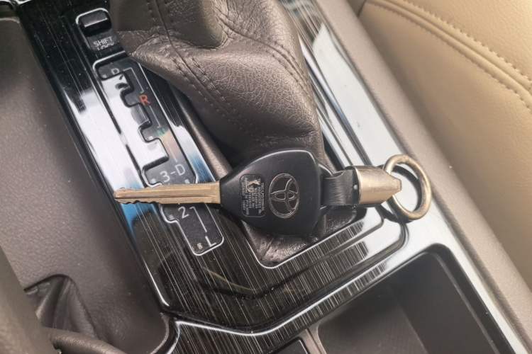 Used Toyota Prado 2014 2.7L Automatic Standard Edition Vehicle Key