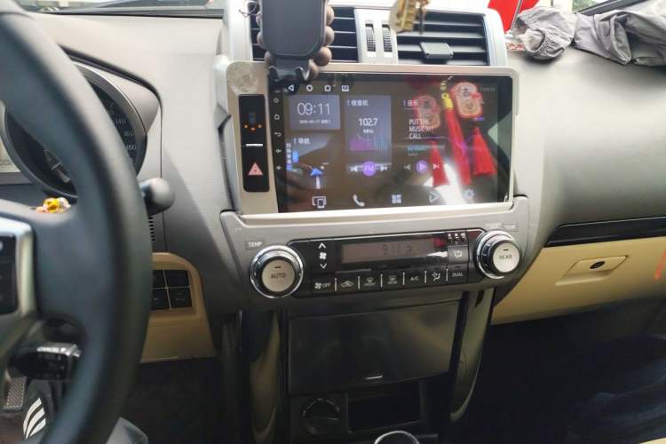 Used Toyota Prado 2014 2700 TX 7-Seater Middle East Version Audio And AC Panel
