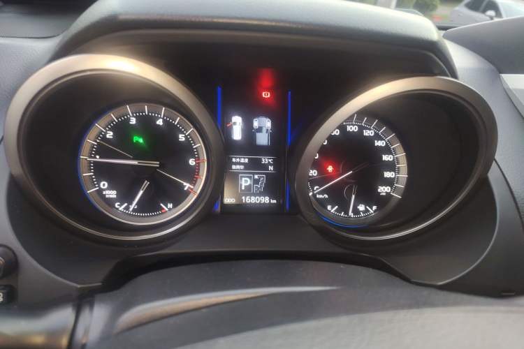 Used Toyota Prado 2014 4.0L Automatic TX-L Instrument Cluster
