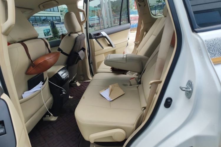 Used Toyota Prado 2014 2700 TX 7-Seater Middle East Version Left Rear Seat