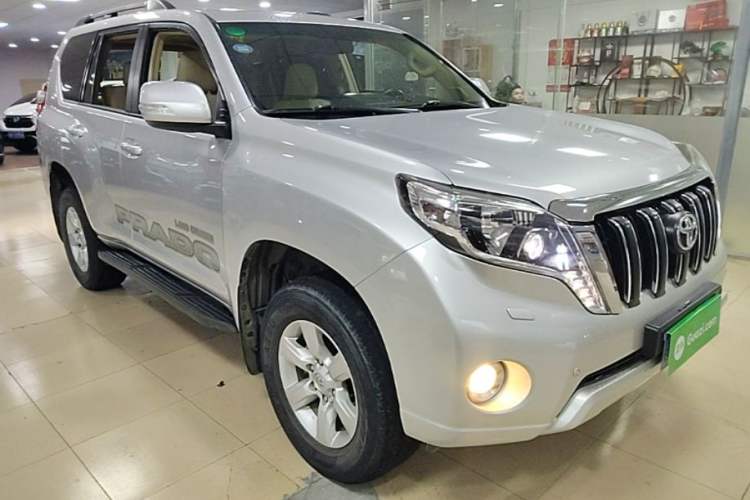 Used Toyota Prado 2014 2.7L Automatic Luxury Edition Front Right 45 Deg
