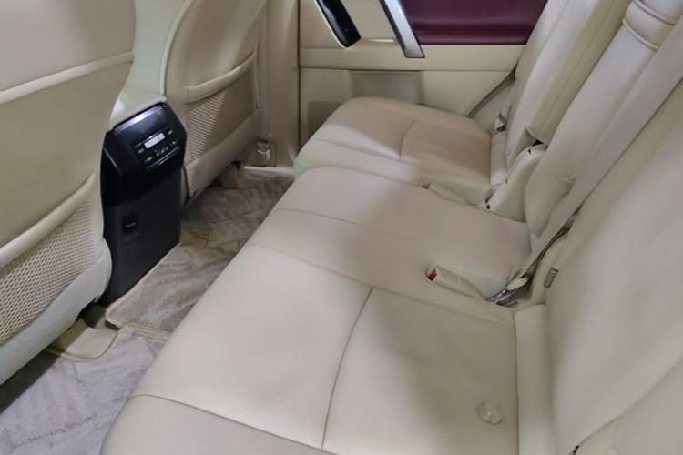 Used Toyota Prado 2014 2.7L Automatic Luxury Edition Left Rear Seat