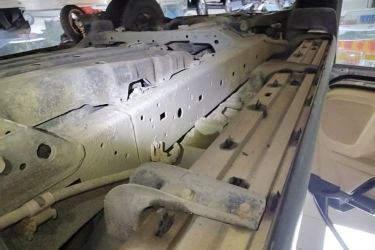 Used Toyota Prado 2014 2.7L Automatic Luxury Edition Left Side Sill
