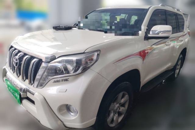 Used Toyota Prado 2014 Toyota Prado, 2.7L, automatic, gasoline, 7 seats.