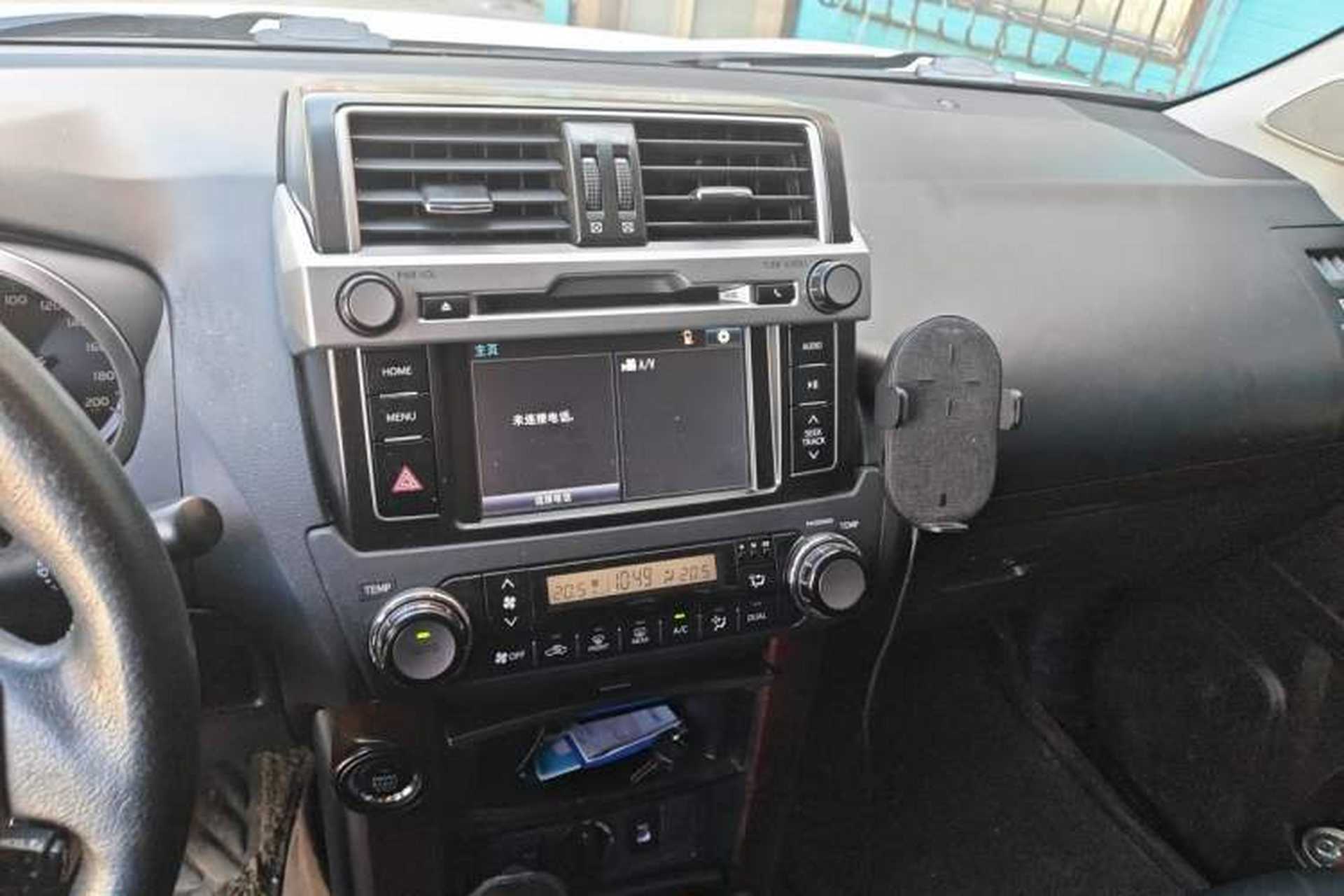Used Toyota Prado 2014 4.0L Automatic TX-L Audio And AC Panel