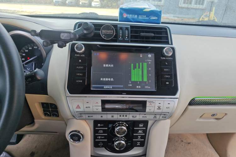 Used Toyota Prado 2014 4.0L Automatic VX NAVI Audio And AC Panel