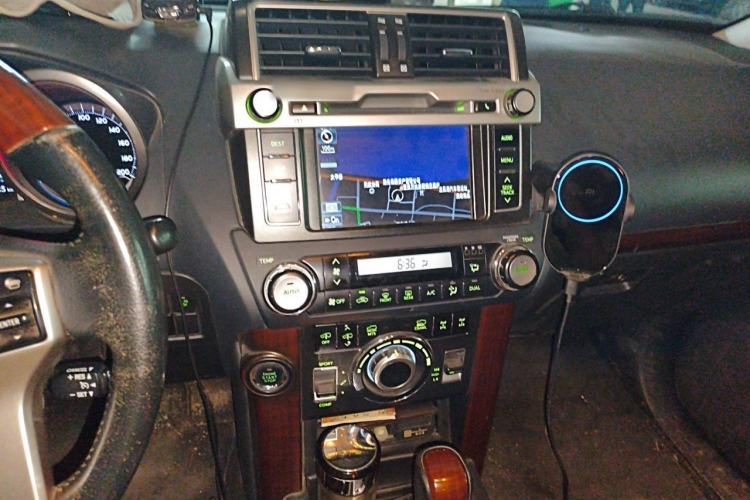 Used Toyota Prado 2014 4.0L Automatic VX NAVI Audio And AC Panel