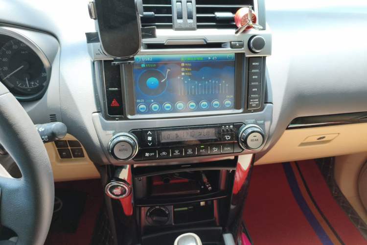 Used Toyota Prado  Audio And AC Panel