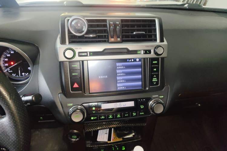 Used Toyota Prado 2014 4.0L Automatic TX-L Audio And AC Panel