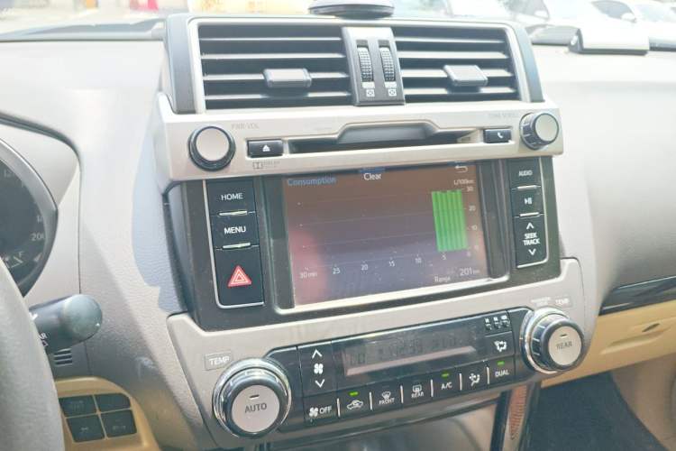 Used Toyota Prado 2014 2.7L Automatic Standard Edition Audio And AC Panel