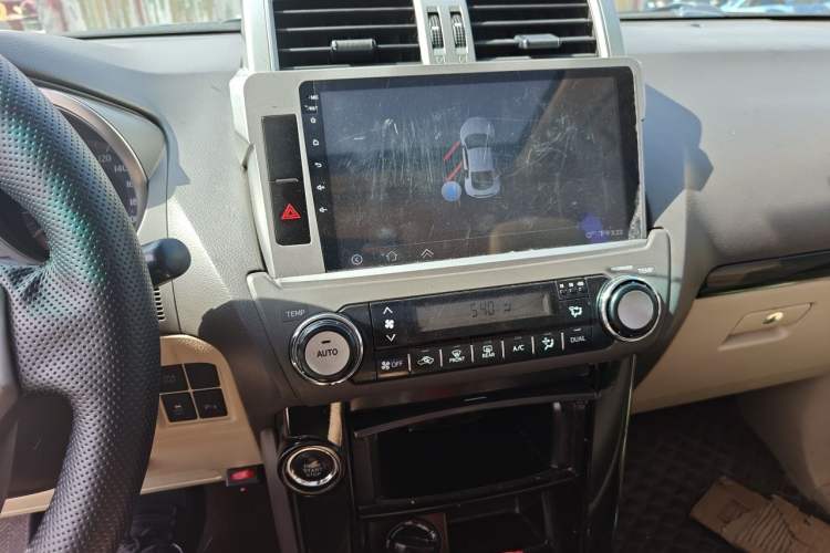 Used Toyota Prado 2014 2.7L Automatic Standard Edition Audio And AC Panel