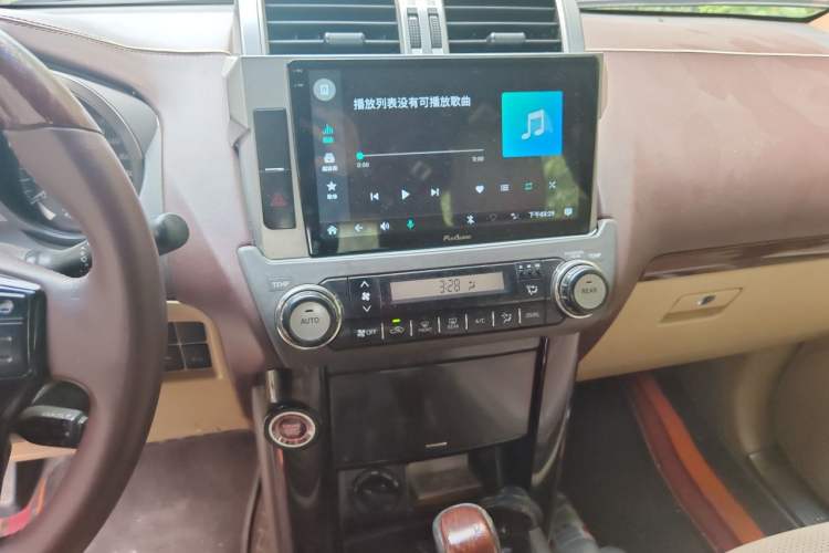 Used Toyota Prado 2014 2700 TX 7-Seater Middle East Version Audio And AC Panel