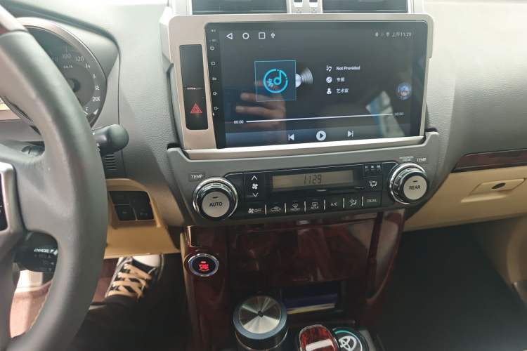 Used Toyota Prado  Audio And AC Panel