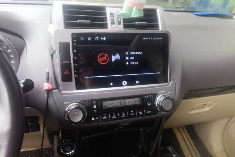 Used Toyota Prado 2014 2.7L Automatic Standard Edition Audio And AC Panel