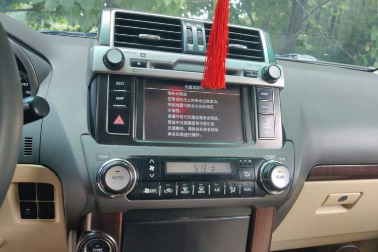 Used Toyota Prado 2014 4.0L Automatic TX-L NAVI Audio And AC Panel