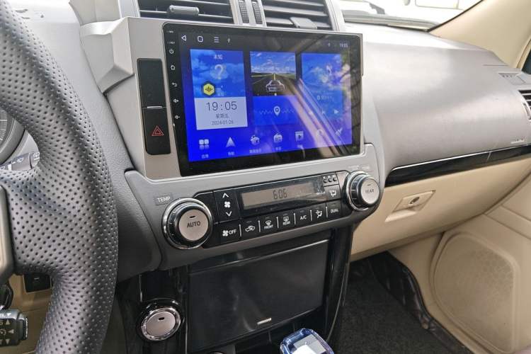 Used Toyota Prado  Audio And AC Panel