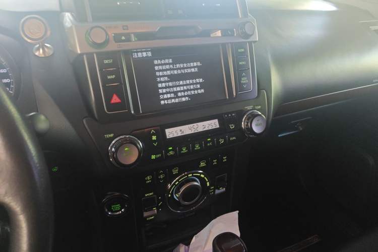 Used Toyota Prado 2014 4.0L Automatic VX NAVI Audio And AC Panel