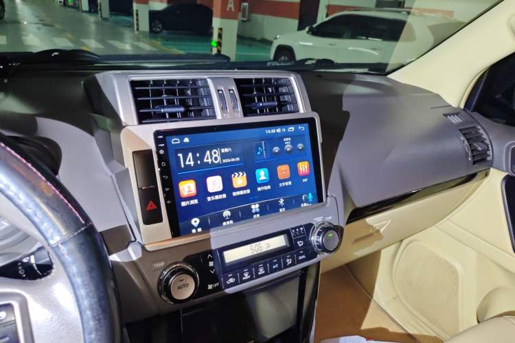 Used Toyota Prado 2014 2700 TX 7-Seater Middle East Version Audio And AC Panel