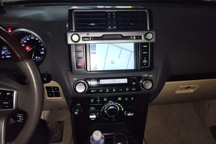 Used Toyota Prado 2014 4.0L Automatic VX NAVI Audio And AC Panel