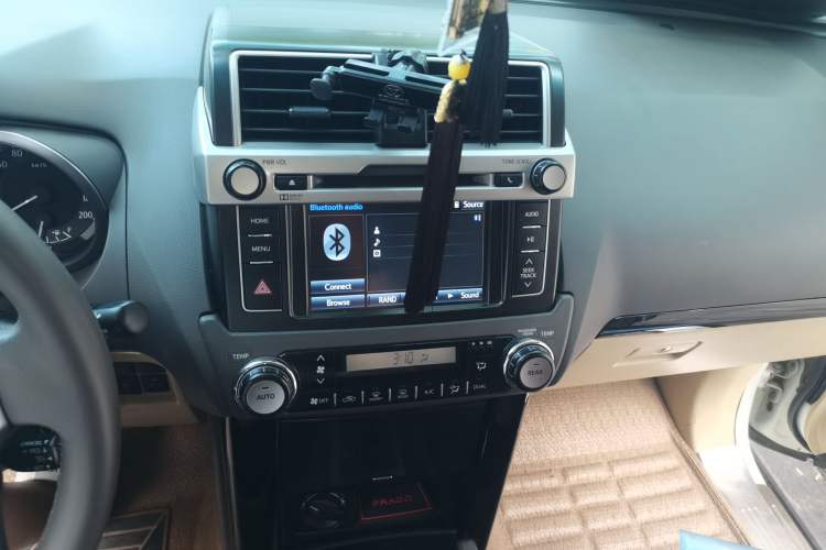 Used Toyota Prado 2014 2.7L Middle East Version Parallel Import Audio And AC Panel