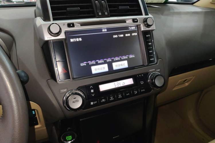 Used Toyota Prado 2014 2.7L Automatic Standard Edition Audio And AC Panel