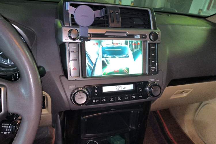Used Toyota Prado  Audio And AC Panel