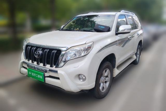 Used Toyota Prado Toyota Prado registered in 2015, automatic 2.7L 7‑seat (parallel import)