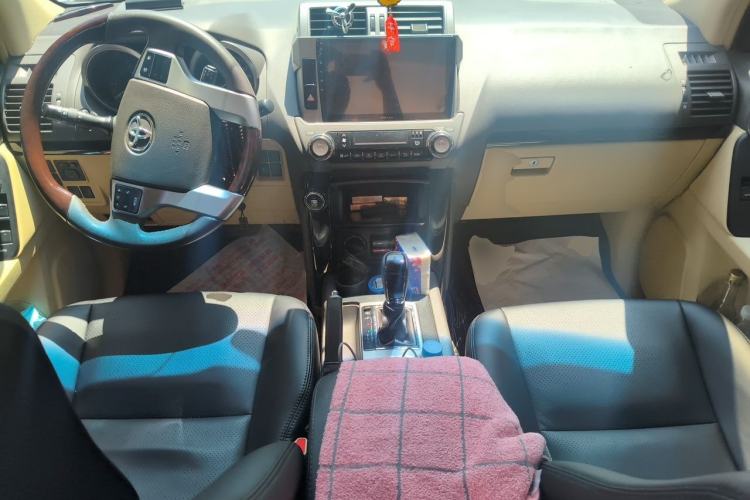 Used Toyota Prado 2014 2.7L Automatic Luxury Edition Center Console