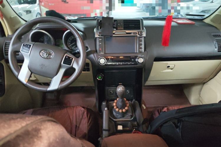 Used Toyota Prado 2014 2.7L Manual Transmission Center Console