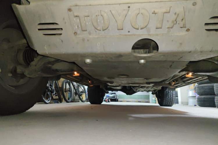 Used Toyota Prado 2014 4.0L Automatic TX-L Chassis Front