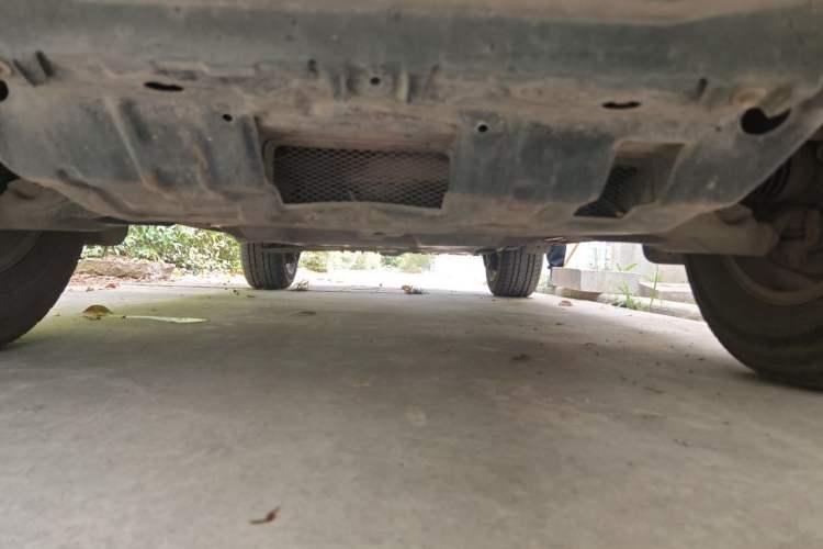 Used Toyota Prado 2014 2700 TX 7-Seater Middle East Version Chassis Front