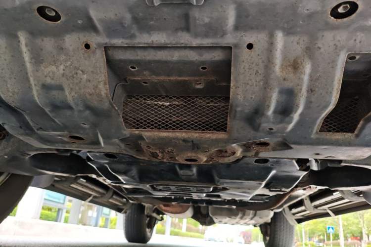 Used Toyota Prado 2014 2.7L Middle East Version Parallel Import Chassis Front