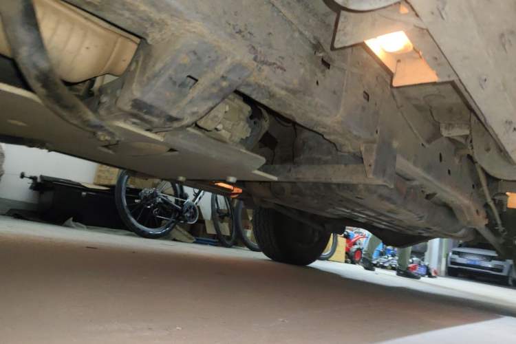 Used Toyota Prado 2014 4.0L Automatic TX-L Chassis Front Left