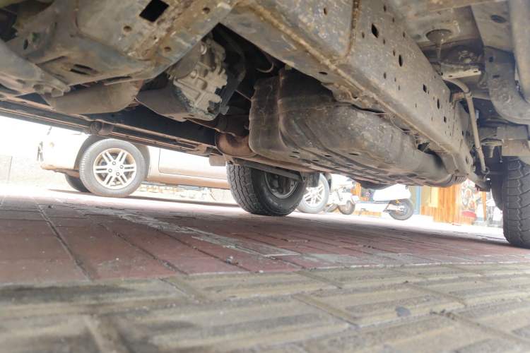 Used Toyota Prado 2014 4.0L Automatic TX-L NAVI Chassis Front Left
