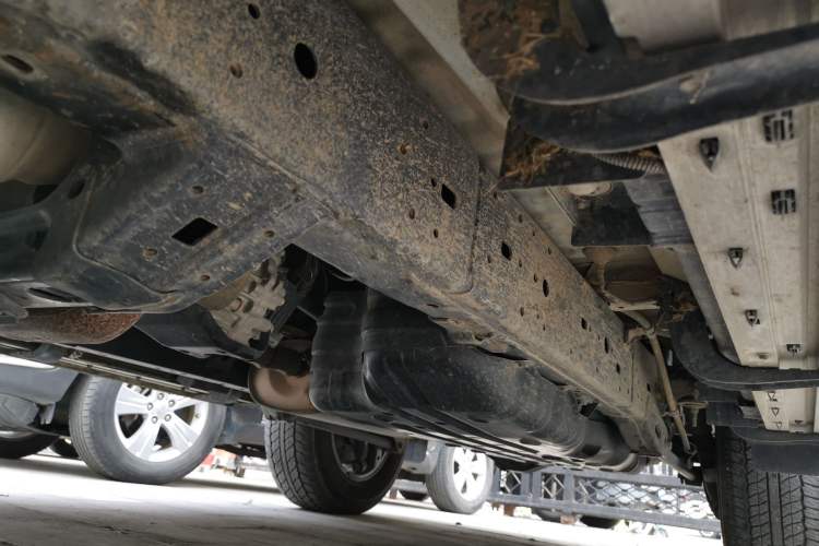 Used Toyota Prado 2014 4.0L Automatic TX-L NAVI Chassis Front Left