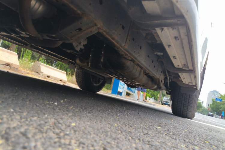 Used Toyota Prado 2014 4.0L Automatic TX-L NAVI Chassis Front Left