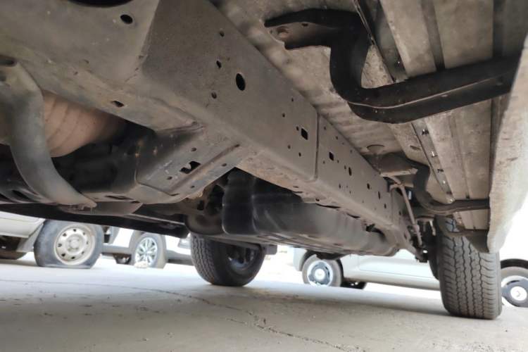 Used Toyota Prado 2014 4.0L Automatic TX-L Chassis Front Left