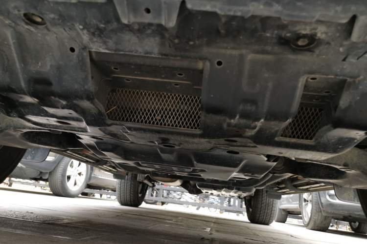 Used Toyota Prado 2014 4.0L Automatic TX-L NAVI Chassis Front