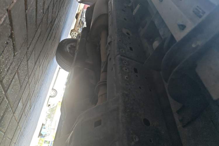 Used Toyota Prado 2014 4.0L Automatic TX-L Chassis Front Right