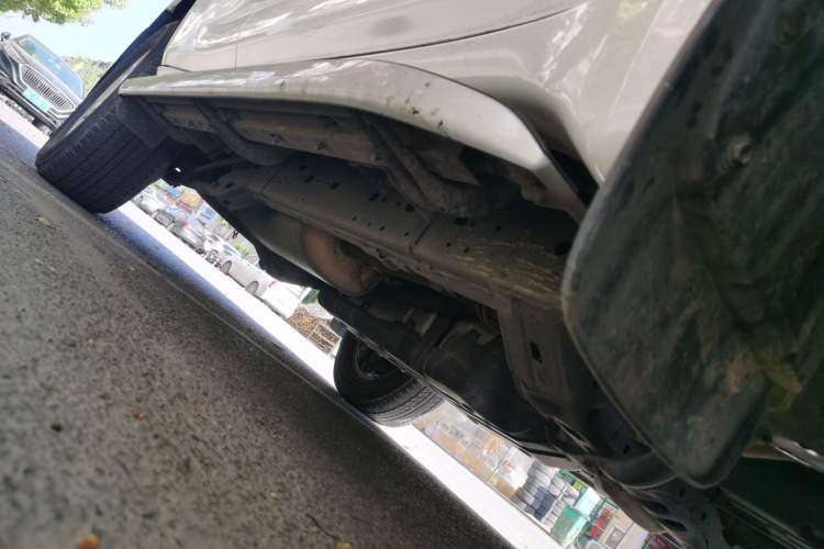 Used Toyota Prado 2014 4.0L Automatic TX-L NAVI Chassis Front Right