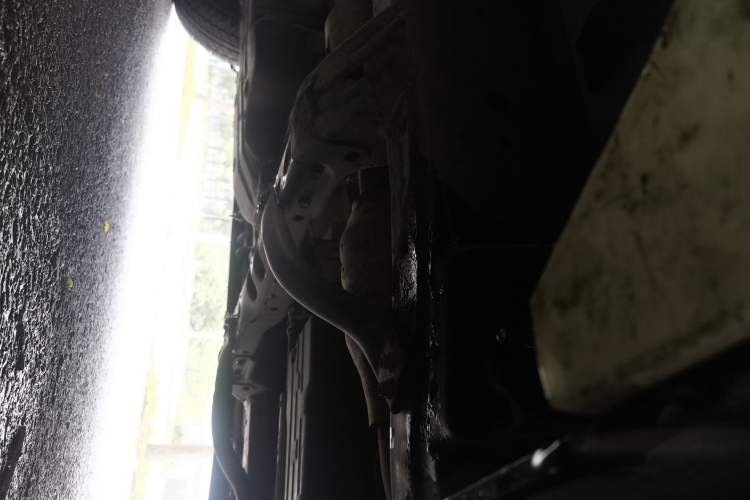 Used Toyota Prado 2014 2.7L Automatic Standard Edition Chassis Front Right