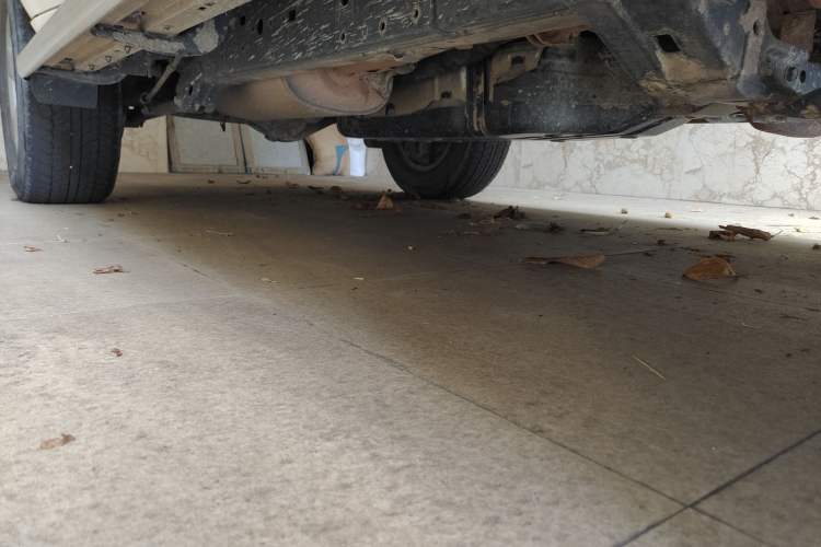 Used Toyota Prado 2014 4.0L Automatic TX-L NAVI Chassis Front Right