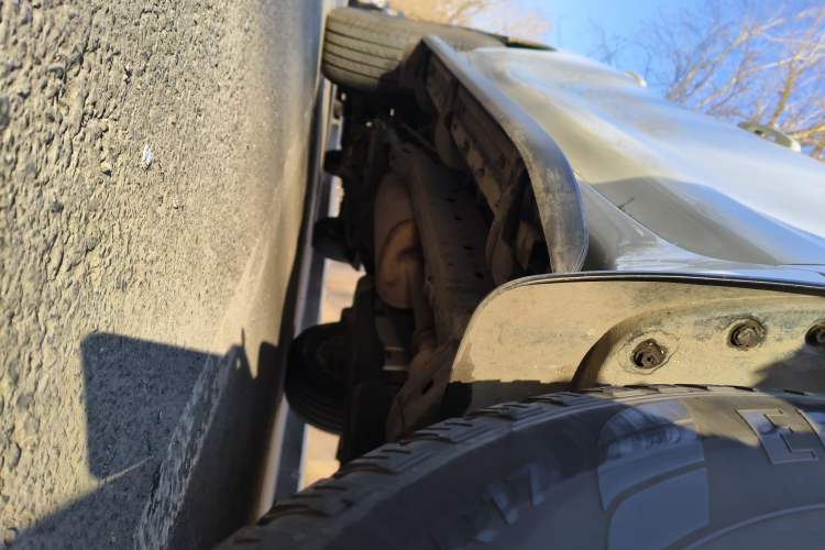 Used Toyota Prado 2014 2.7L Automatic Standard Edition Chassis Front Right