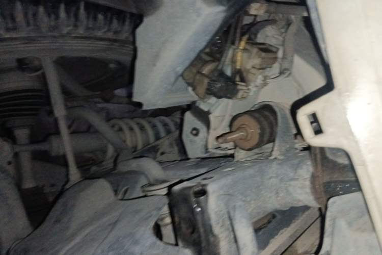 Used Toyota Prado 2014 2.7L Middle East Version Parallel Import Chassis Front Right