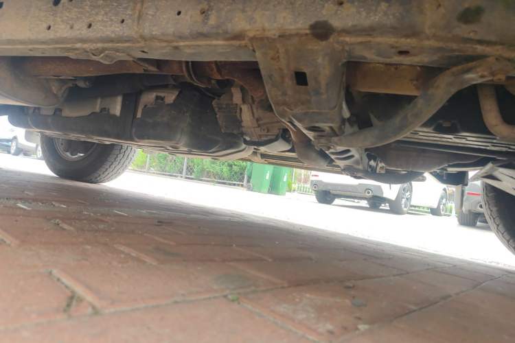 Used Toyota Prado 2014 4.0L Automatic TX-L NAVI Chassis Front Right