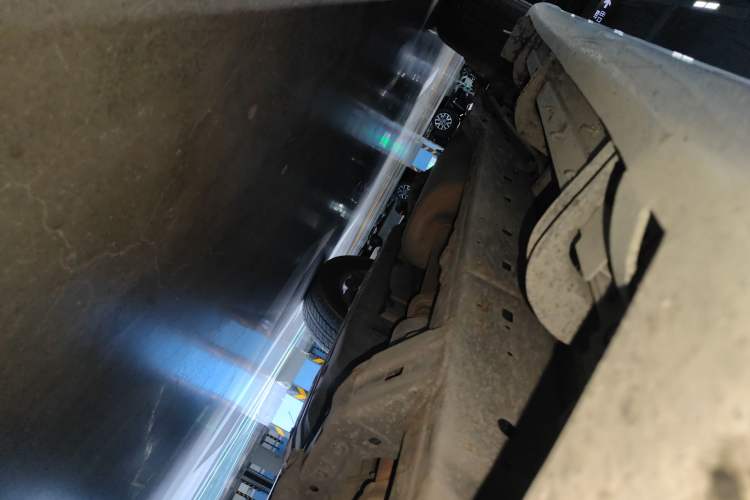 Used Toyota Prado 2014 2.7L Automatic Standard Edition Chassis Front Right