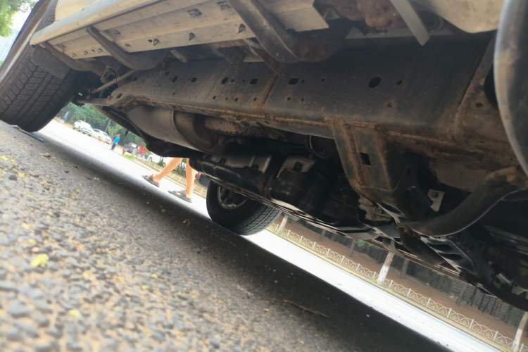 Used Toyota Prado 2014 4.0L Automatic TX-L NAVI Chassis Front Right