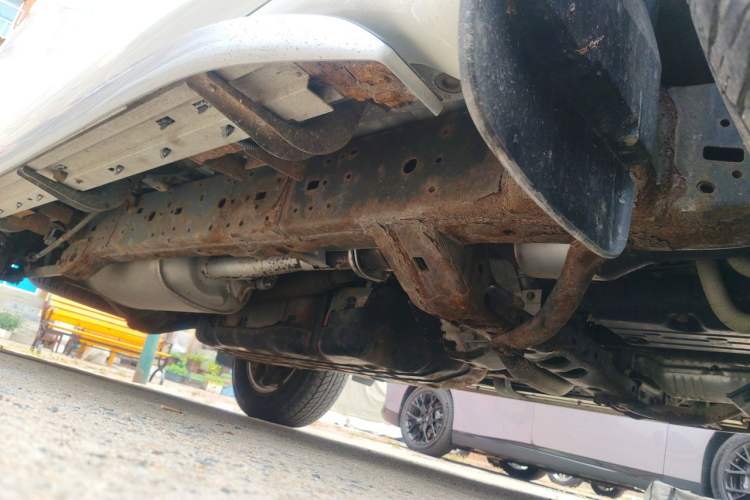 Used Toyota Prado 2014 4.0L Automatic TX-L NAVI Chassis Front Right