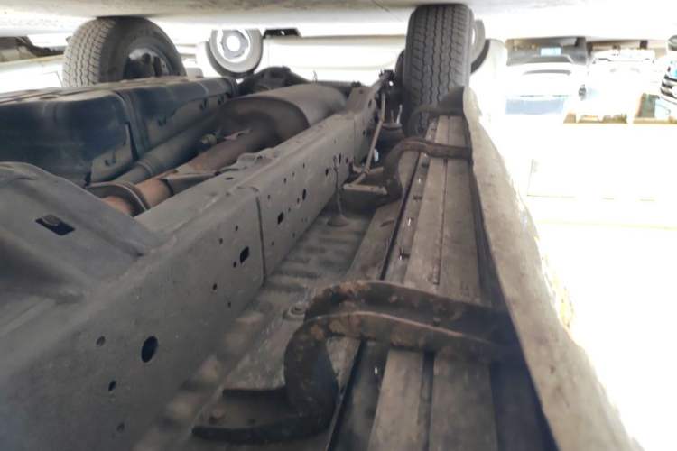 Used Toyota Prado 2014 4.0L Automatic TX-L Chassis Front Right