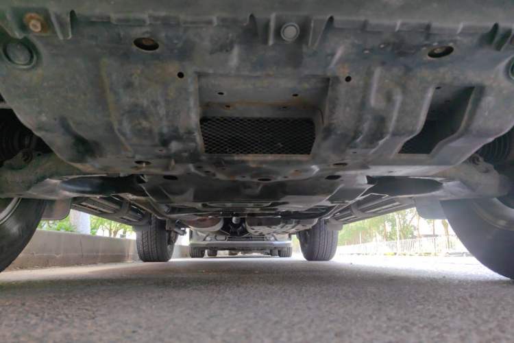 Used Toyota Prado 2014 2700 TX 7-Seater Middle East Version Chassis Front